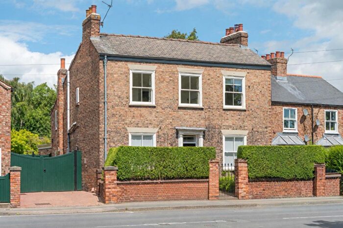 4 Bedroom Semi-detached House For Sale In Heslington Lane, York, YO10