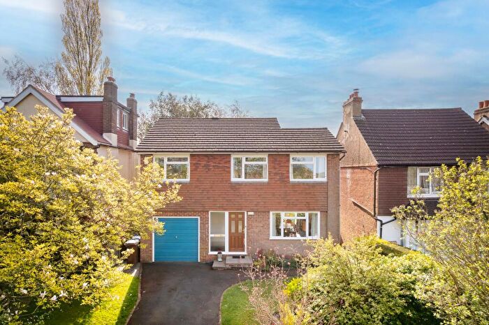 4 Bedroom Detached House For Sale In Chaldon Road, Caterham, CR3