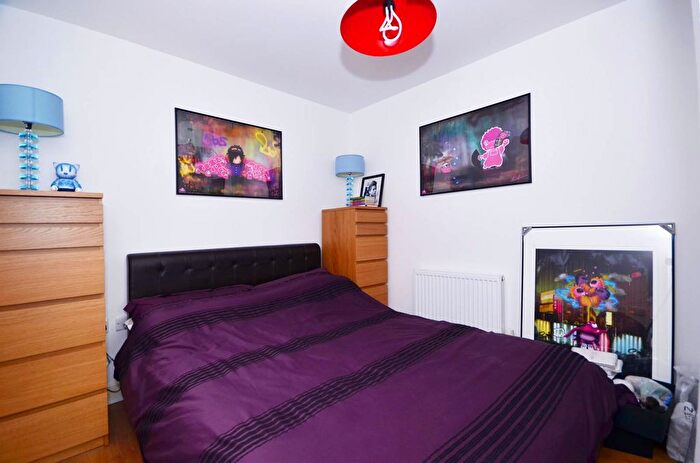 Studio To Rent In Adriatic Apartments, Royal Docks, London, E16