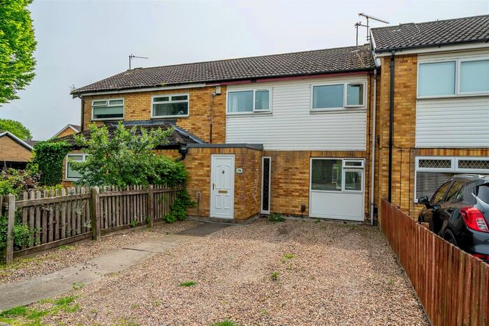 3 Bedroom Terraced House To Rent In Foxwood Lane, York, YO24