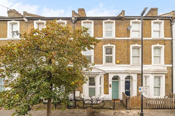 4 Bedroom Terraced House To Rent In Branksome Road, Brixton, SW2