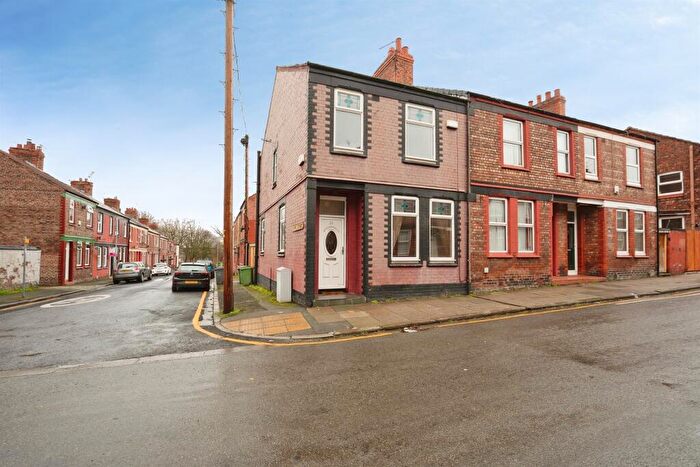 3 Bedroom End Of Terrace House For Sale In Lees Avenue, Rock Ferry, Birkenhead, CH42