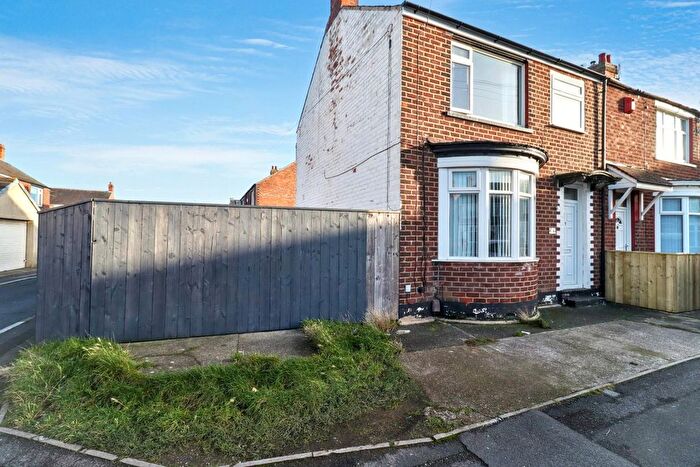 3 Bedroom Semi-Detached House For Sale In Newby Grove, Thornaby, Stockton-On-Tees, TS17
