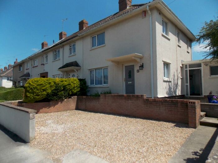 3 Bedroom Semi-Detached House To Rent In Cranmore Avenue, Bristol, BS31