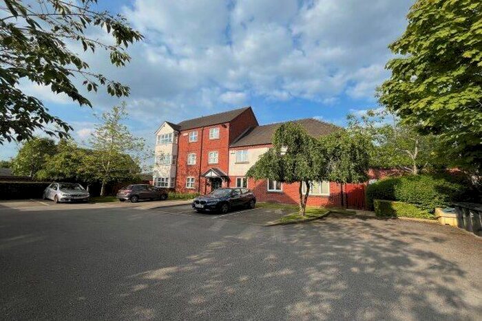 2 Bedroom Flat To Rent In Sharlotte Court, Uttoxeter, ST14