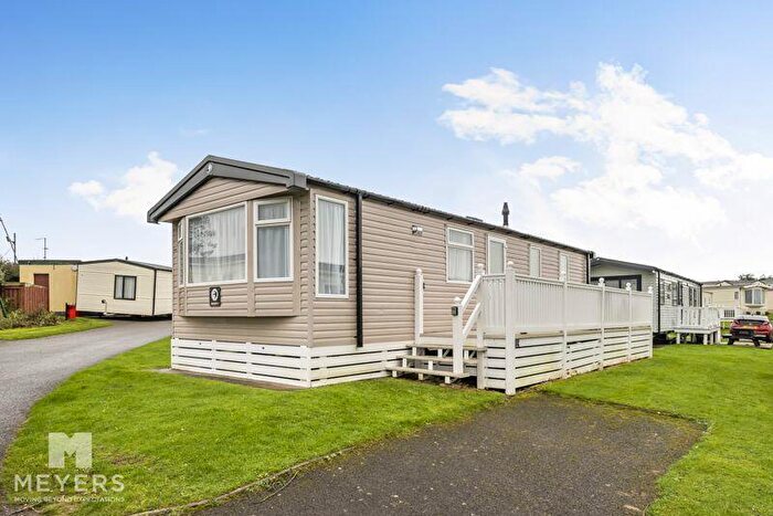 2 Bedroom Detached House For Sale In Durdle Door Holiday Park, West Lulworth, BH20