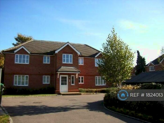 1 Bedroom Flat To Rent In Aragorn Court, Guildford, GU2