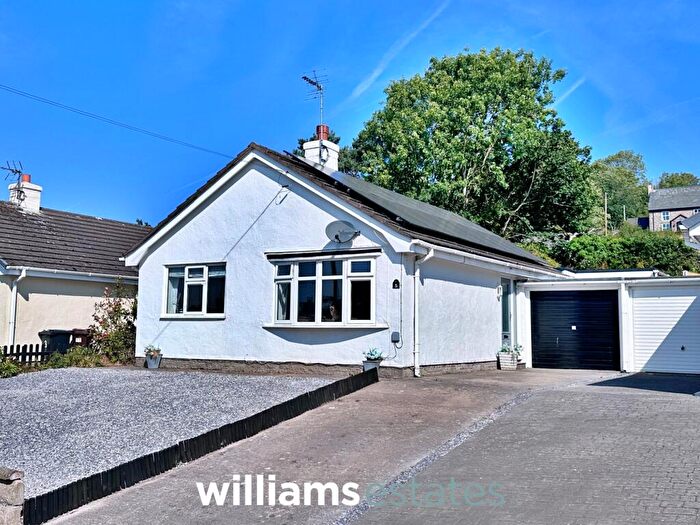2 Bedroom Bungalow For Sale In Rhodfa Gop, Trelawnyd, LL18