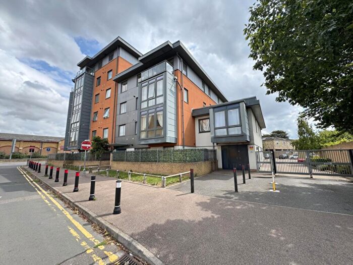1 Bedroom Apartment For Sale In Lynmouth Avenue, Chelmsford, CM2