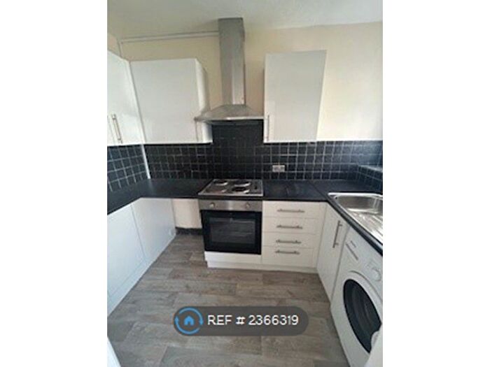 1 Bedroom Flat To Rent In Mead Court, Southampton, SO16