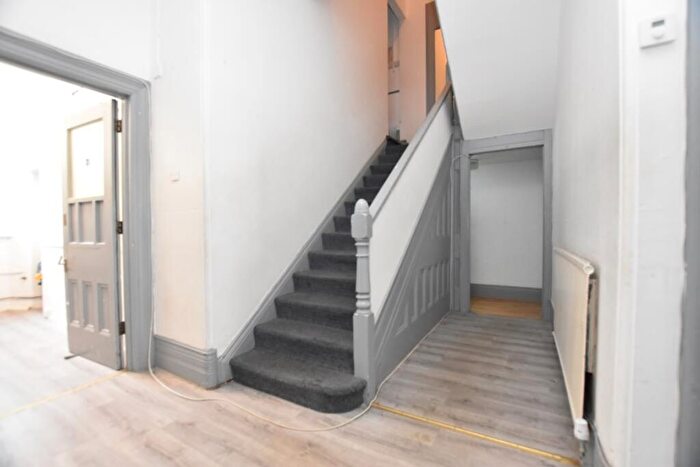 1 Bedroom Semi-Detached House To Rent In Saint Paul's Road, Bristol, BS8