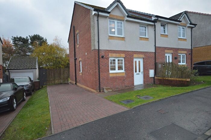 3 Bedroom Semi-detached House To Rent In Lime Park, Kelty, KY4