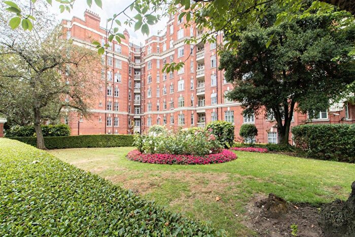 4 Bedroom Flat To Rent In Maida Vale, London, W9