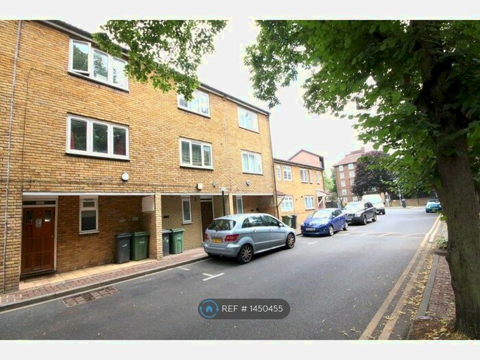 4 Bedroom Terraced House To Rent In Mandela Street, London, SW9