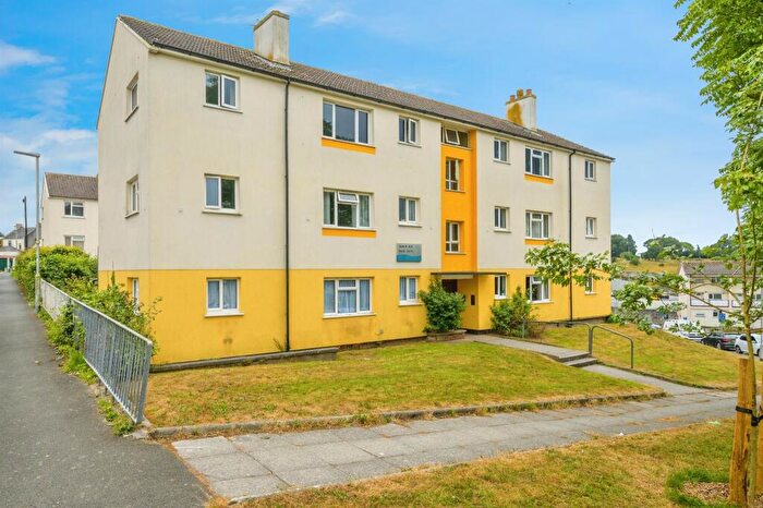 2 Bedroom Flat For Sale In Garden Street, Plymouth, PL2