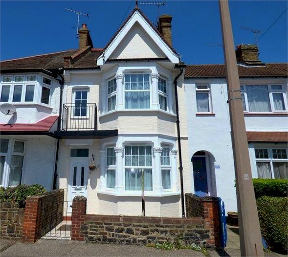 3 Bedroom Terraced House To Rent In Glendale Gardens, Leigh On Sea, Leigh On Sea, SS9