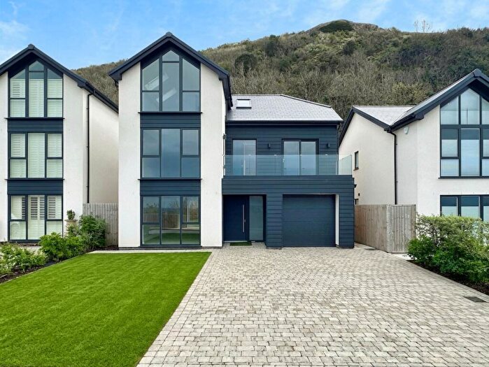 5 Bedroom Detached House For Sale In Lon Pen Y Graig, Ffordd Talargoch, LL19