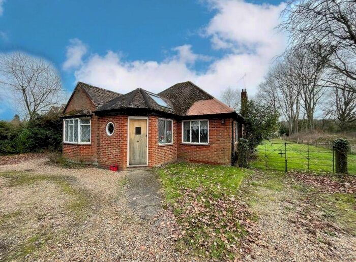 2 Bedroom Bungalow To Rent In Ash Green Road, Ash Green, GU12