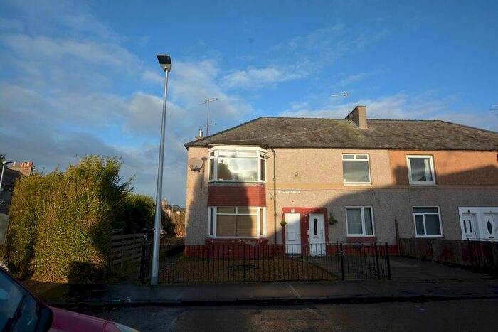 3 Bedroom Flat To Rent In Sighthill Crescent, Edinburgh, EH11