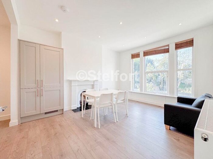 2 Bedroom Flat To Rent In Archway Road, London, N6