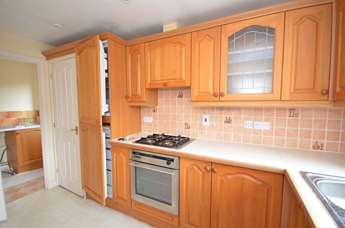 2 Bedroom Detached Bungalow For Sale In High Street, Earls Barton, Northamptonshire, NN6