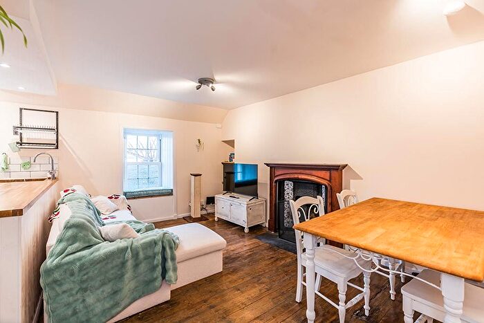 1 Bedroom Flat To Rent In Hamilton's Close, South Queensferry, EH30