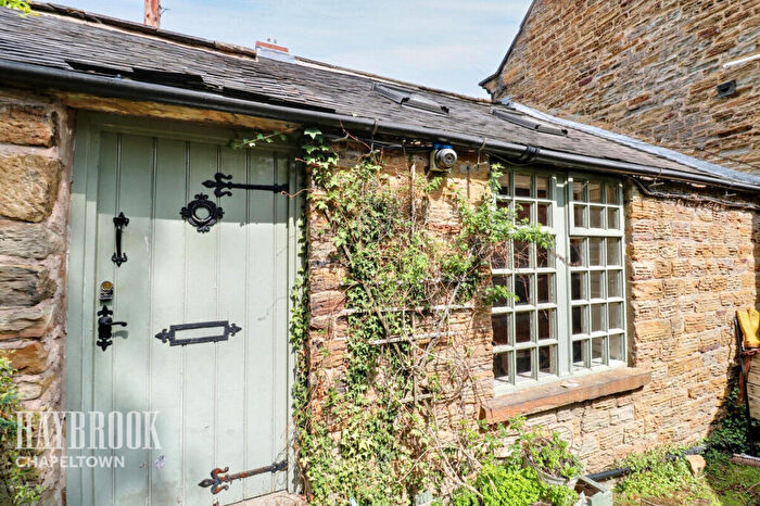2 Bedroom Cottage For Sale In Cowley Lane, Sheffield, S35