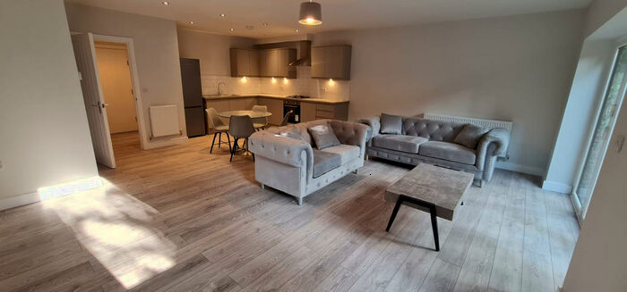 2 Bedroom Duplex To Rent In , Leeds, West Yorkshire, LS5