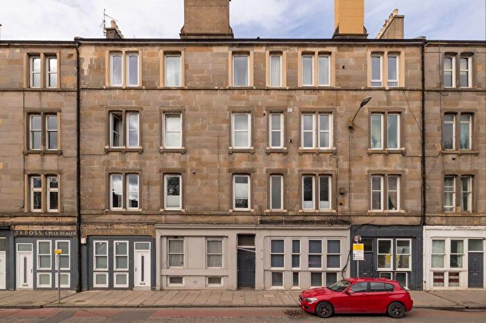 3 Bedroom Flat For Sale In , Dalry Road, Edinburgh, EH11