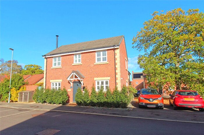 3 Bedroom Detached House For Sale In Noctule Avenue, Castlemead, BA14