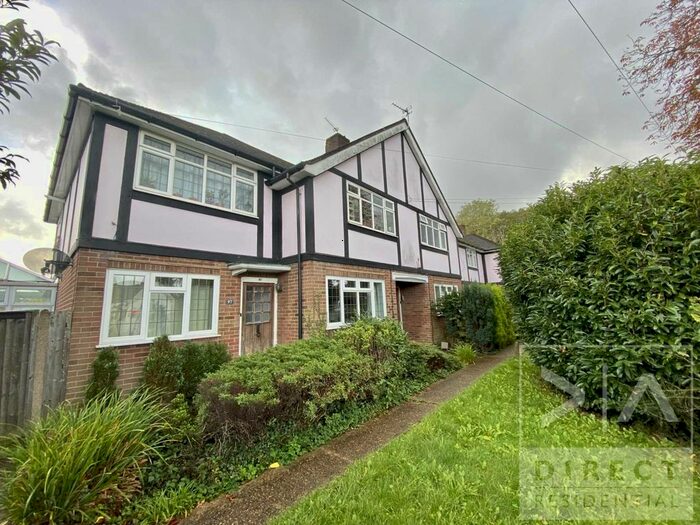 2 Bedroom Maisonette To Rent In Dorking Road, Epsom, KT18