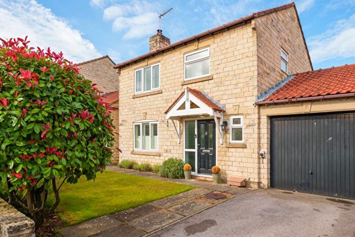 3 Bedroom Detached House To Rent In Milnthorpe Way, Bramham, Wetherby, LS23