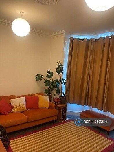 1 Bedroom Flat To Rent In West Bridgford, Nottingham, NG2