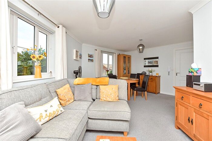 2 Bedroom Flat For Sale In Red Admiral Crescent, Iwade, Sittingbourne, Kent, ME9