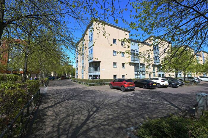 2 Bedroom Flat For Sale In Flat, Cakemuir Gardens, Niddrie, Edinburgh, EH16