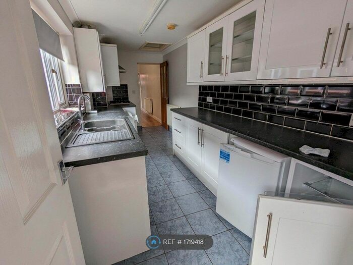 4 Bedroom Terraced House To Rent In Barngate Street, Leek, ST13