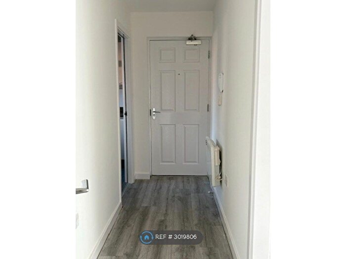 2 Bedroom Flat To Rent In Vauxhall Road, Liverpool, L5