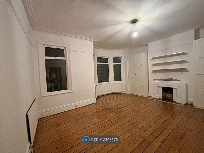 3 Bedroom Terraced House To Rent In Harpenden Road, London, SE27