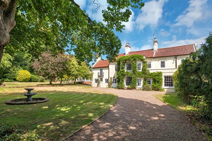 5 Bedroom Detached House For Sale In Gainsborough Road, Winthorpe, Newark, NG24