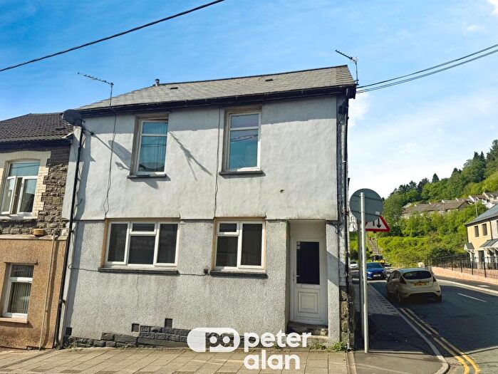 5 Bedroom End Of Terrace House For Sale In Margaret Street, Abercynon, Mountain Ash, CF45