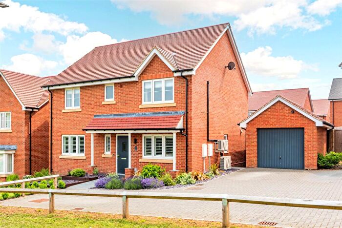 4 Bedroom Detached House For Sale In Stairs Lane, Steeple Claydon, Buckinghamshire, MK18