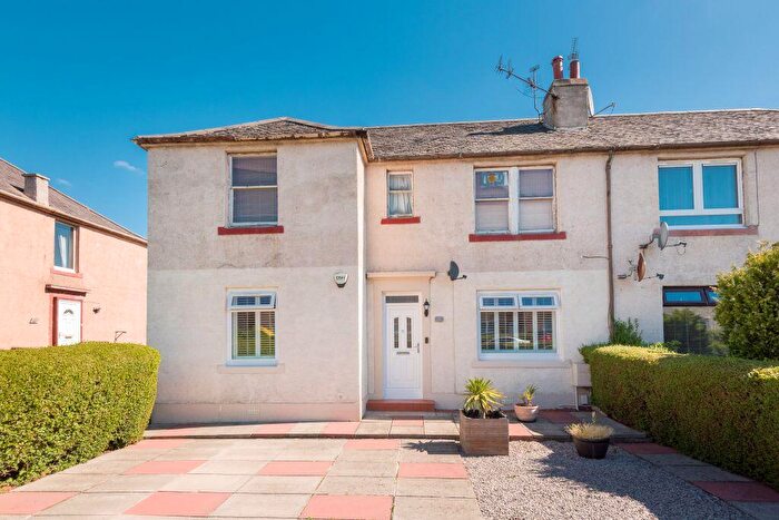 2 Bedroom Flat For Sale In Stenhouse Avenue, Edinburgh, EH11