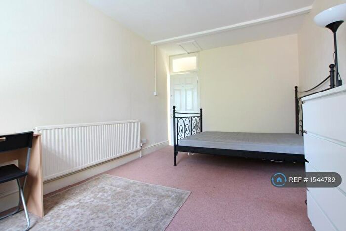 5 Bedroom Semi-Detached House To Rent In Kellaway Avenue, Bristol, BS6