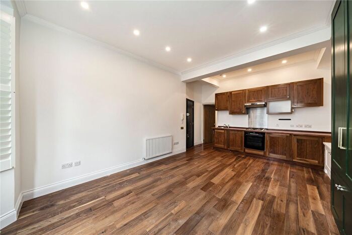 1 Bedroom Flat To Rent In Harwood Road, London, SW6