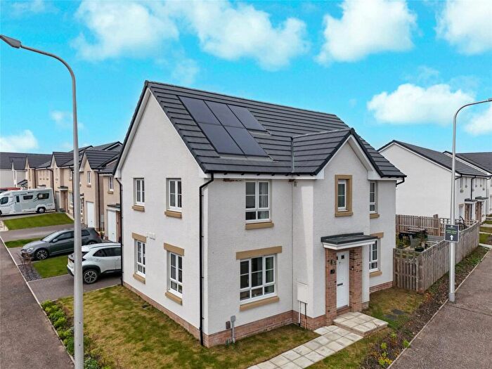 4 Bedroom Detached House For Sale In Kingslaw Avenue, Kirkcaldy, Fife, KY1
