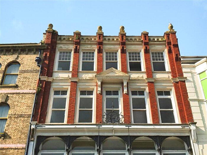 2 Bedroom Flat For Sale In High Street, Ilfracombe, Devon, EX34