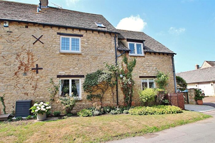 3 Bedroom Barn Conversion To Rent In Church Street, Ducklington, Witney, OX29