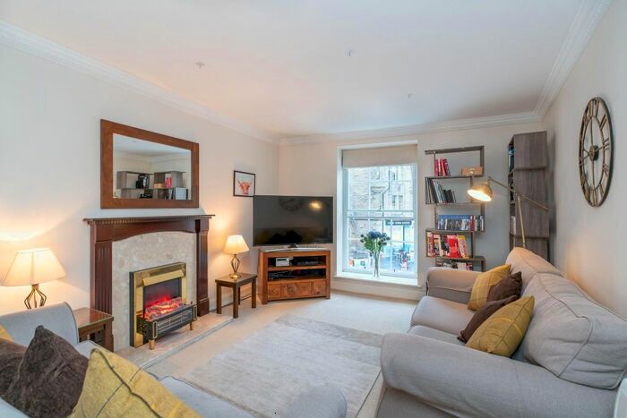 1 Bedroom Flat To Rent In Grassmarket, Edinburgh, EH1