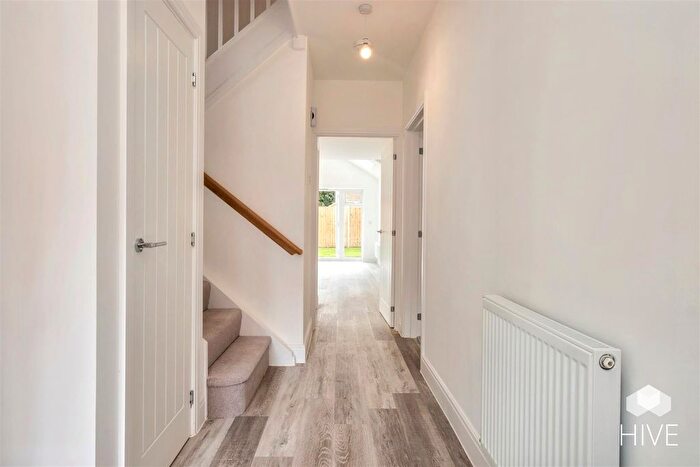 4 Bedroom Detached House For Sale In Station Road, Fordingbridge, SP6