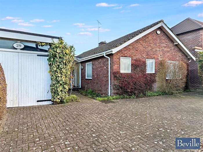 3 Bedroom Detached Bungalow For Sale In Eric Avenue, Emmer Green, Reading, RG4